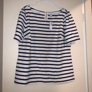 navy and white old navy boat neck shirt